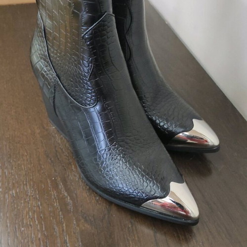 Black ankle boots size 38 with silver detail new