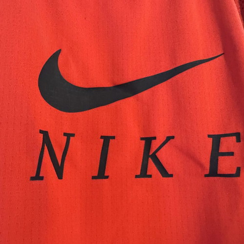Nike Dri-FIT sports shirt red size M like new