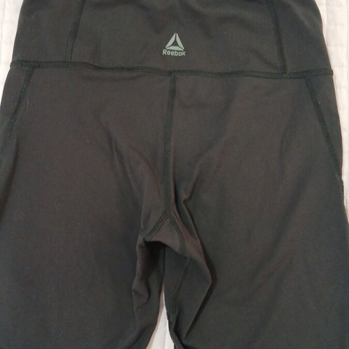 Reebok women's leggings like new, black, size M