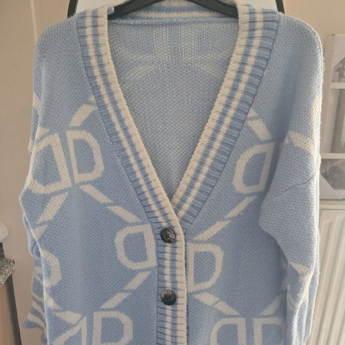 Cardigan with pattern like new, blue, one size