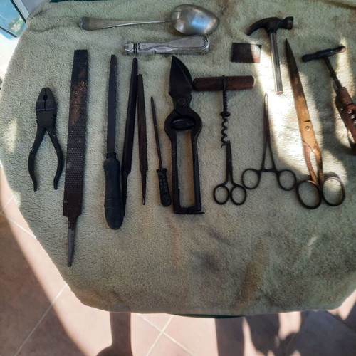 Various old tools used