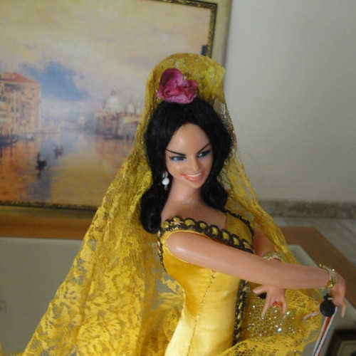 Spaniola dolls used, 31cm