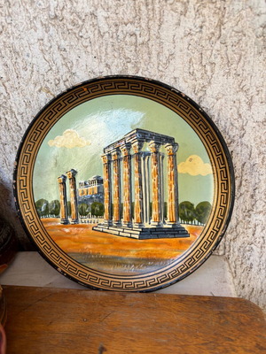 Decorative wall plate used, diameter 19 cm, old