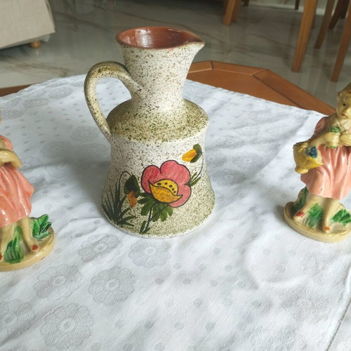 Vintage bundle handmade ceramic jug and Pink Girls figure pair like new