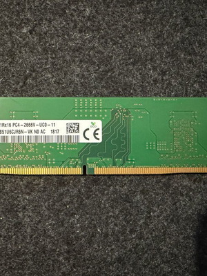 SK Hynix 4GB DDR4 2666MHz Desktop RAM like new