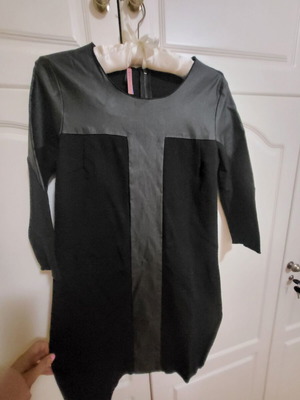 Blouse dress with leather and fabric like new, size S, black