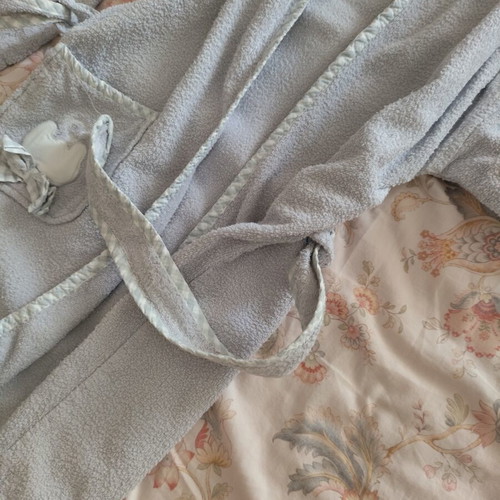 Anemos children's bathrobe like new