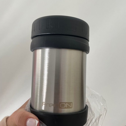 Freeon food container new in box