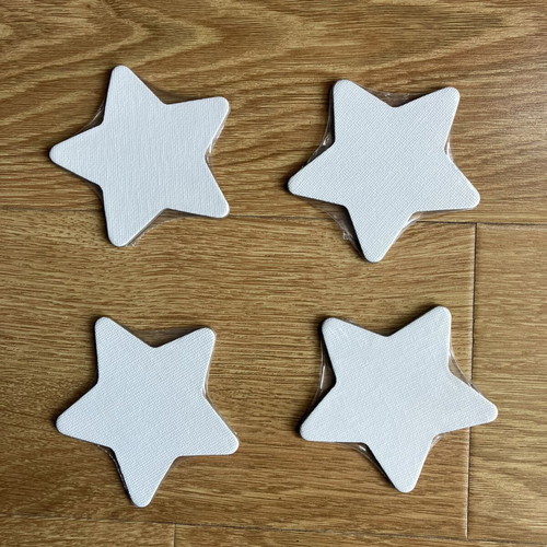Mini star-shaped canvases with magnets, set of 4