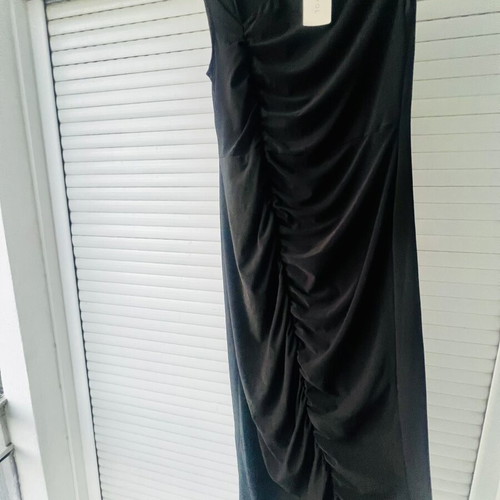 Trendyol Black Midi Dress new, size 42