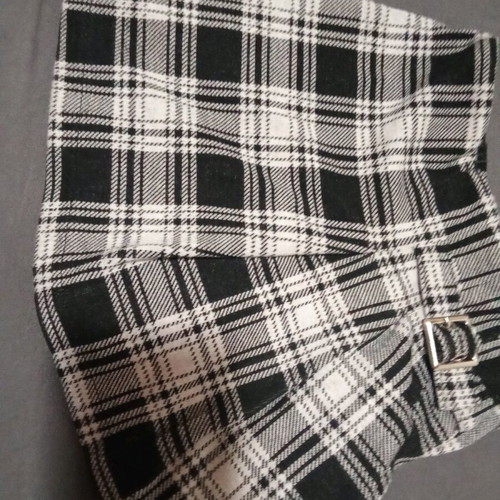 Zara black and white shorts-skirt for 6 years like new