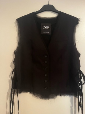 Zara γυναικείο γιλέκο με πλαϊνά κορδόνια σε μαύρο, μέγεθος S