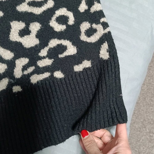 Zara sweater used, size M