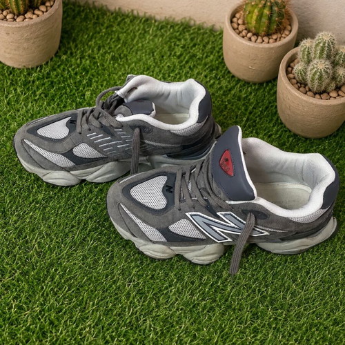 New Balance 9060 sneakers, grey, size 41