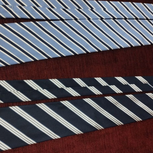 Boggi Milano silk ties set like new, regimental stripes