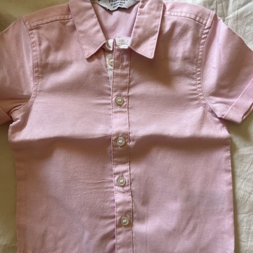 Baby clothing set 12-18 months like new with Gap shorts and Primark tops