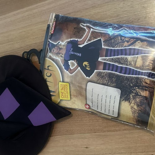Witch costume for adult like new