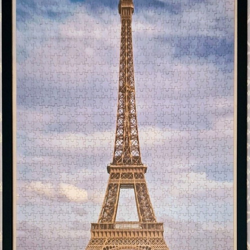 Handmade Eiffel Tower puzzle frame like new