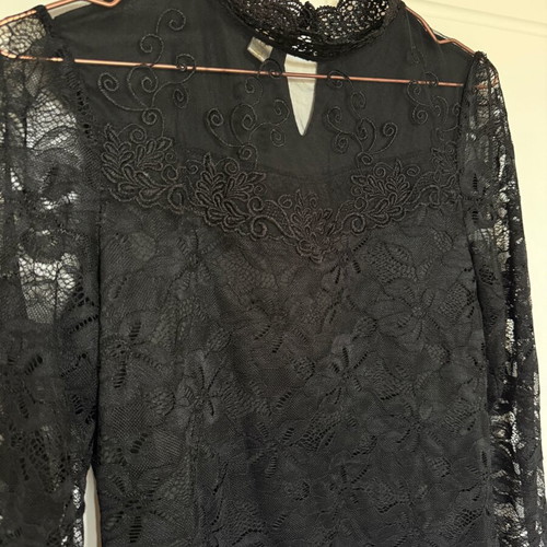 Black Lace Long Sleeve Top used, sheer detail, XS/S