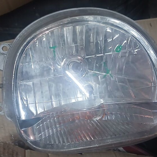 Renault Twingo right headlight 2000-2007 used, plastic