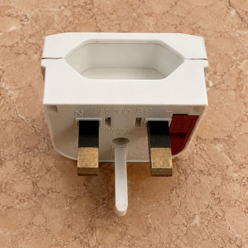 UK to European plug adapter, white