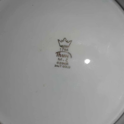 Thun fondue pot like new, Bohemian porcelain with 24K gold details