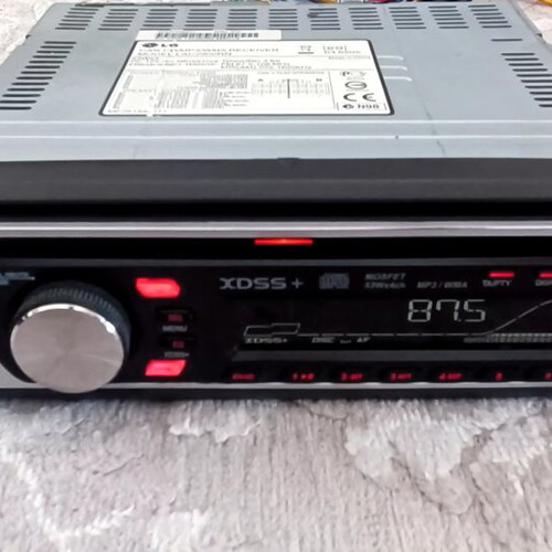 LG LAC2900RN Car Radio CD player like new, 4x53W, MP3 WMA