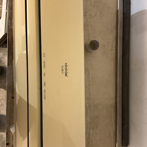 Toyotomi Kuro 12.000 BTU air conditioner like new