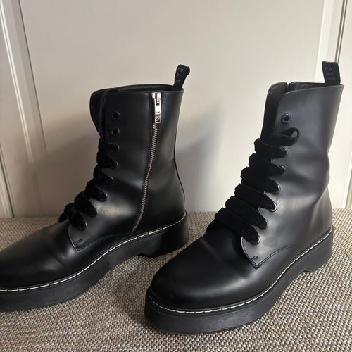Designer Black Combat Boots Claudie Pierlot Size 40 Like New