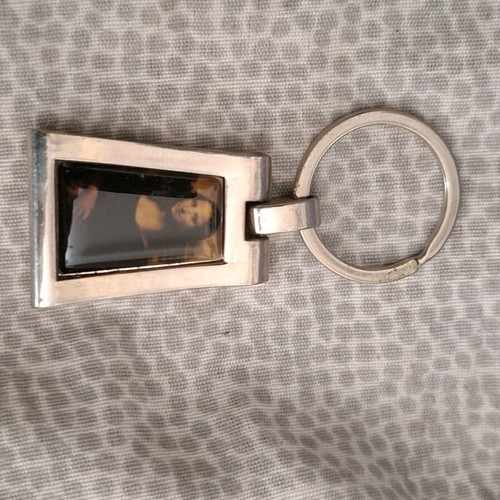 Tsokonta keychain new, brown and silver