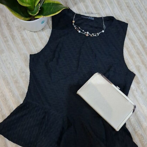 Atmosphere Black Textured Tank Top Size L like new