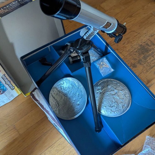 Educational telescope used for children Learn and Create