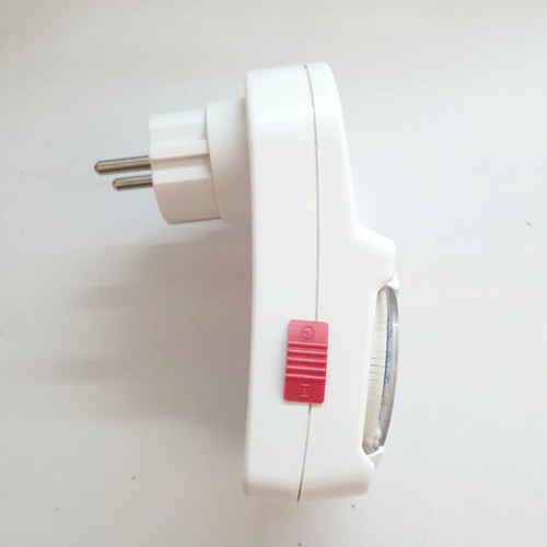 Everflourish 3GD/3A 3500W analog mechanical plug timer