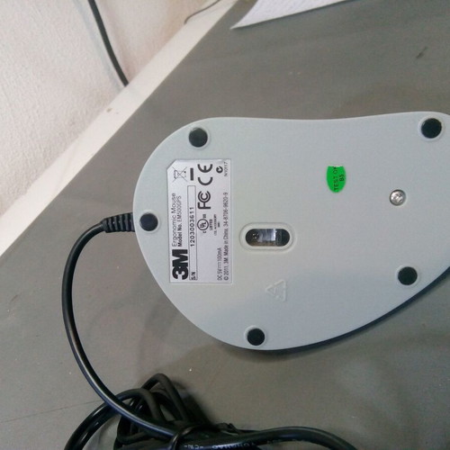 3M ergonomic mouse like new