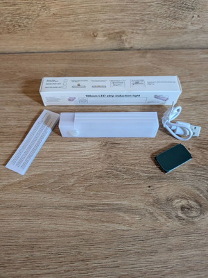 Rechargeable LED Light Bar with Motion Sensor 10cm new