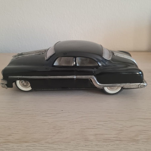 Pontiac 1950's model tin toy car 1:18 scale, like new