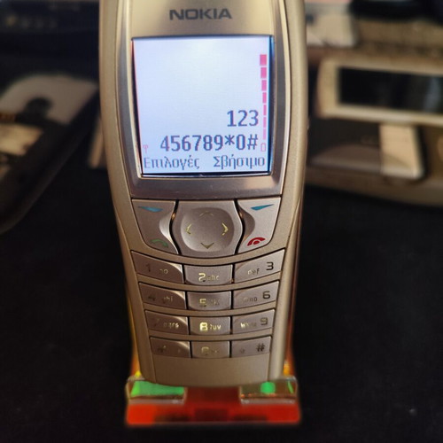 Nokia 6610 mobile phone like new, silver with protective case