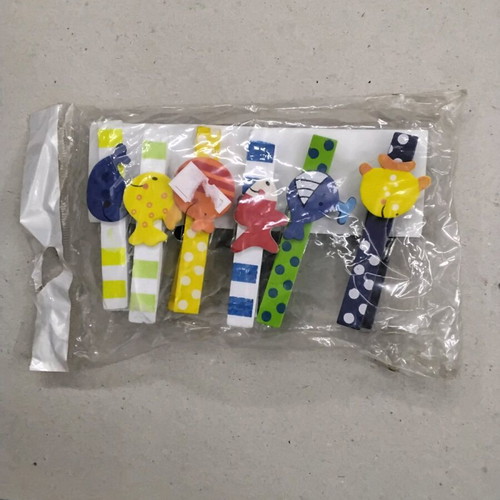 Craft clothespins set of 6, 7.5cm, new with designs
