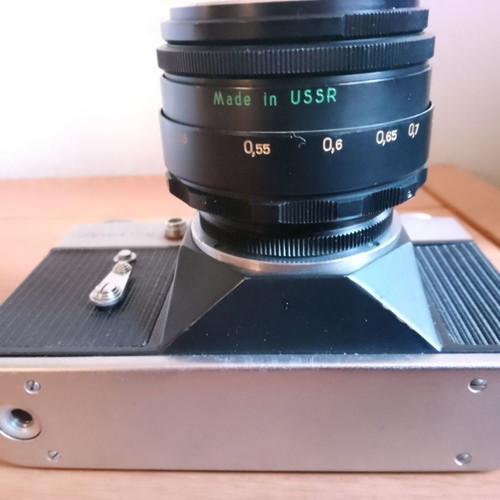Zenit E camera with Helios 44-2 lens, like new, with original case