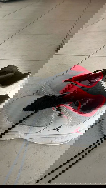 Trainers Nike Air Jordan Max Aura 3