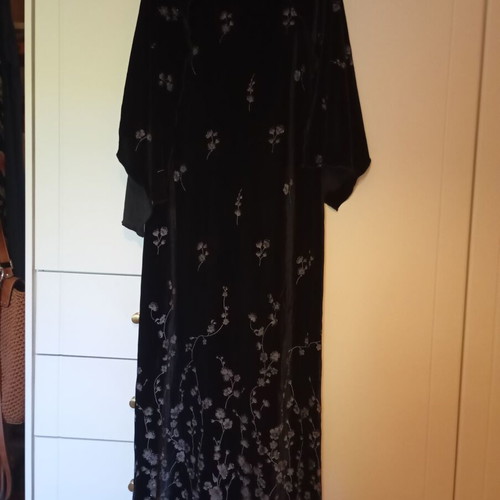 Vintage velvet maxi dress with matching shawl, used, size S