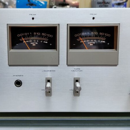 Pioneer SA-606 stereo amplifier