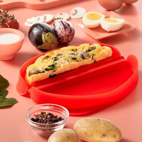 Lekue Microwave Omelet Maker New, Semi-Circular