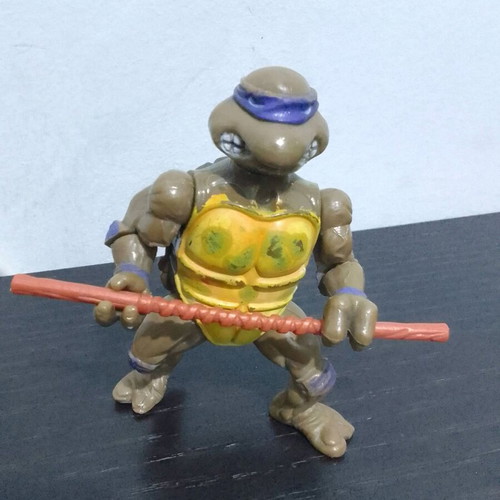 TMNT Donatello figure 1988 used with staff