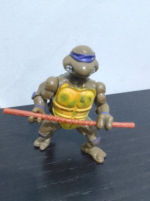 TMNT Donatello figure 1988 used with staff