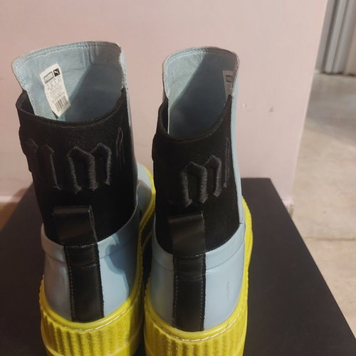 Puma x Fenty Chelsea Sneaker Boot like new, size 40, sterling blue and limeade