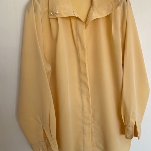 Tulip women's shirt soft yellow like new