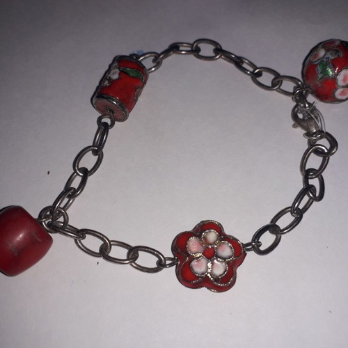 Bracelet with cloisonné like new, 3 beads