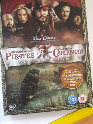 Pirates of the Caribbean At World's End DVD like new