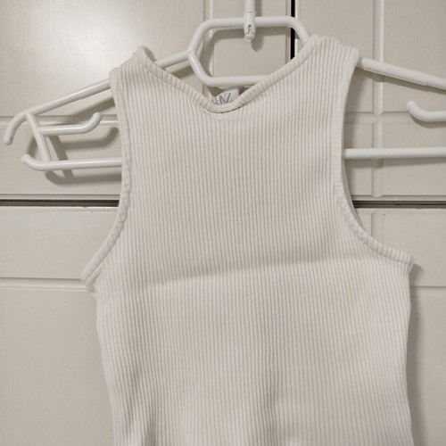 Zara white tank top for girl 11-12 years like new with cut-out palm design